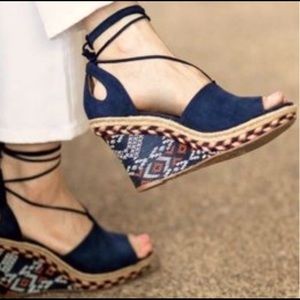 Isla wedge sandals